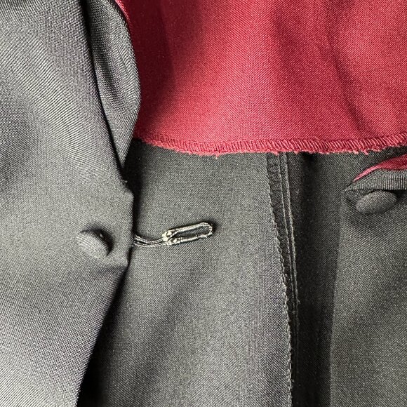 Harry Potter Universal Studios Gryffindor Robe – Size XXXS - Picture 9 of 15